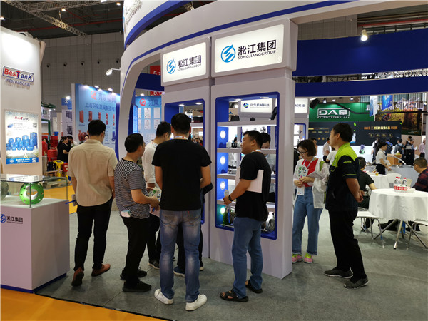 过冷却水用DN300带限位装置软接头